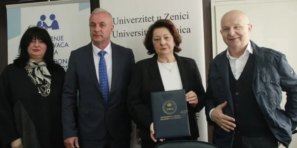 Potpisan-Memorandum-o-saradnji-UNZE-i-Udruzenja-poslodavaca-Zenice-1